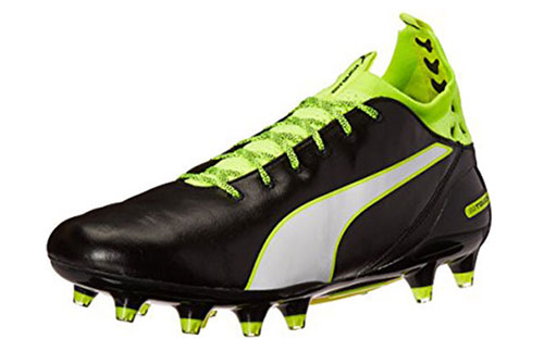 wide toe box football boots